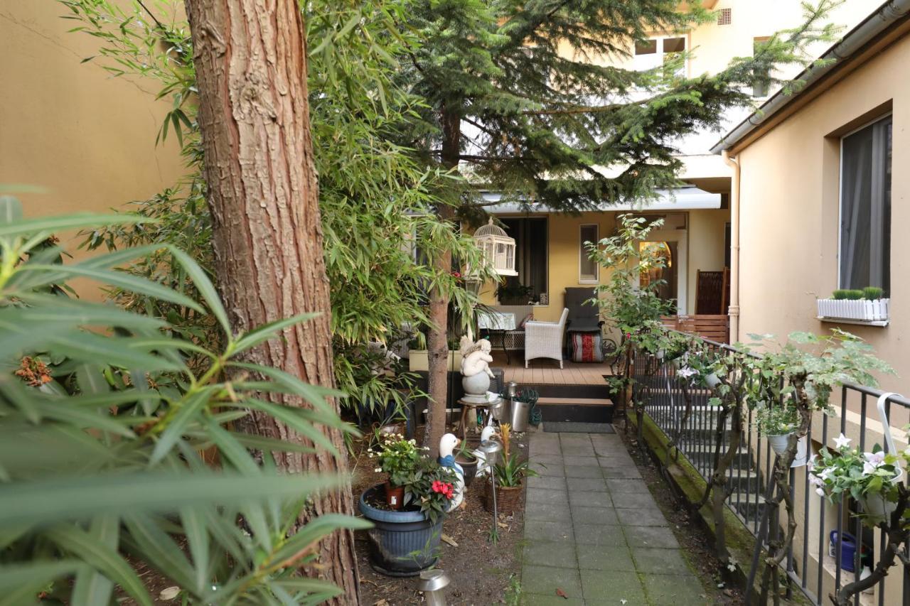 Hotel Am Ehrenhof Düsseldorf Exterior photo